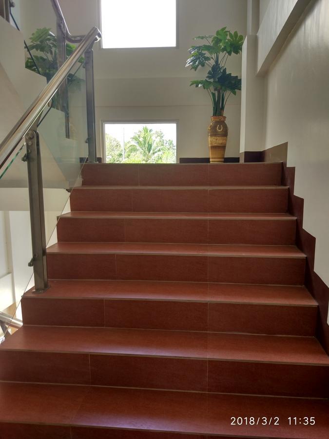 Bicotels Hotel Batangas Extérieur photo
