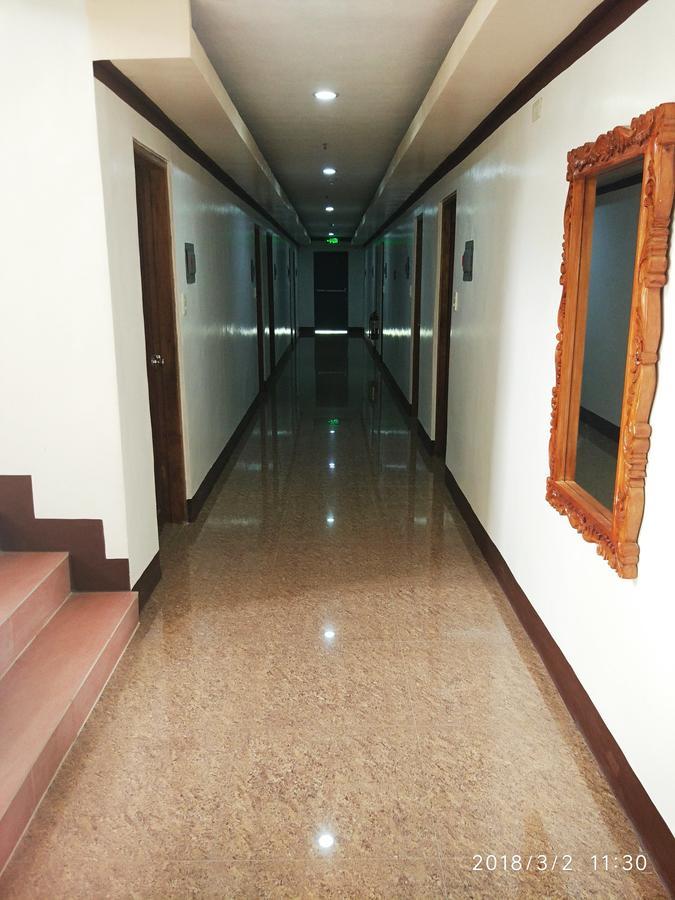 Bicotels Hotel Batangas Extérieur photo