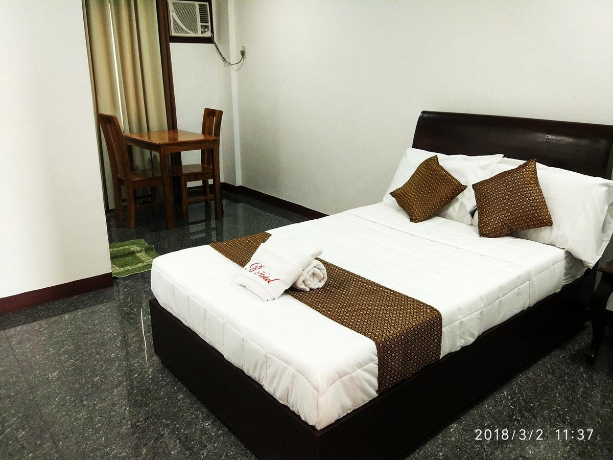 Bicotels Hotel Batangas Extérieur photo