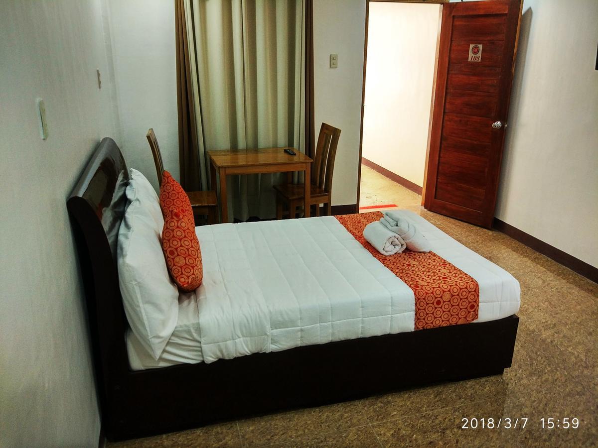 Bicotels Hotel Batangas Extérieur photo